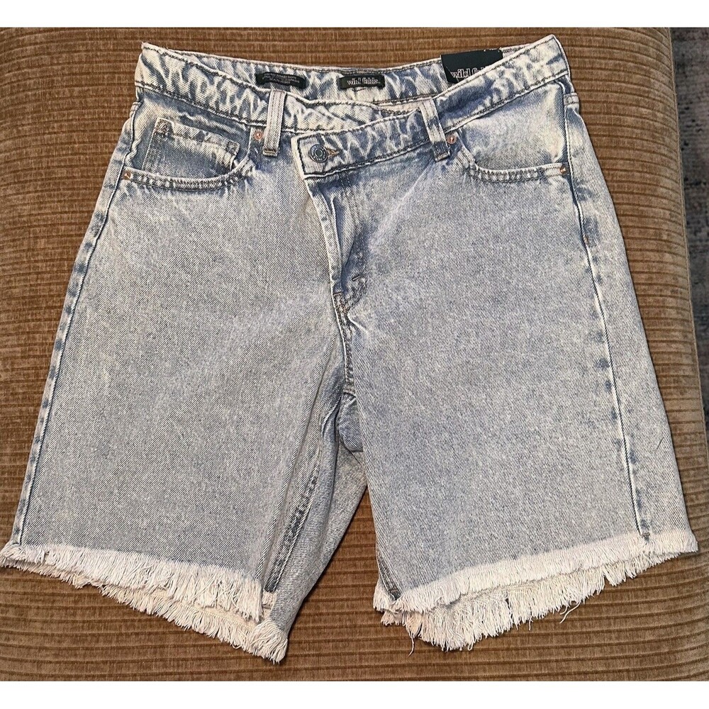 Wild Fable High Rise Denim Shorts Size 4 Distressed Button Fly 80s Mom Jeans